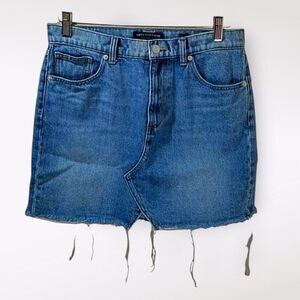 Lucky Brand Old Favorite Mini Denim Skirt Raw Hem Size 4/27